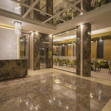Sun Hotel Durrës Kültér fotó