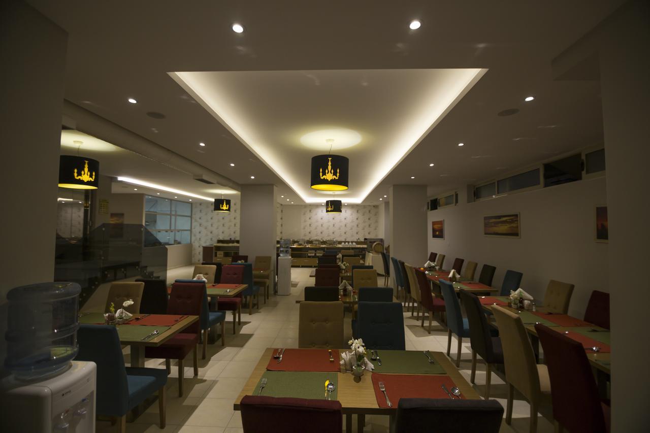 Sun Hotel Durrës Kültér fotó